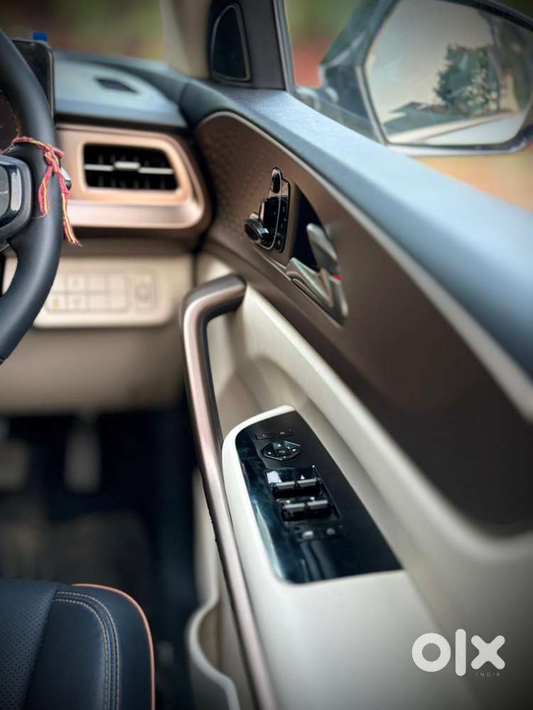 Mahindra Xuv 7xo Ax7l Diesel At, 2026, Petrol