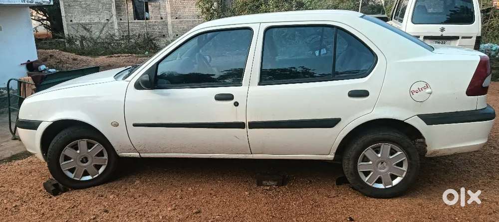 Ford Ikon 2005 Petrol 34000 Km Driven