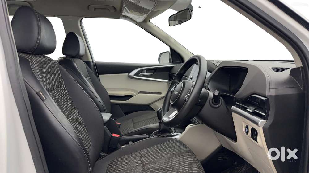 Kia Carens 1.5 Prestige Plus 7 Str Imt, 2022, Petrol