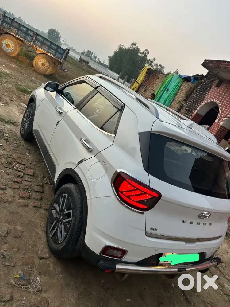 Hyundai Venue Diesel 2021