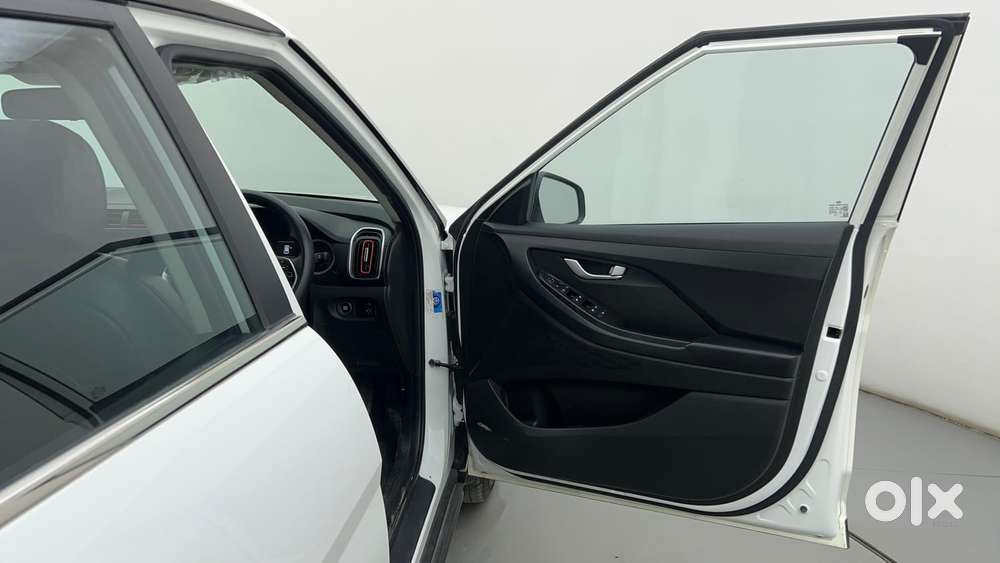Hyundai Creta 1.5 S Plus Knight Petrol, 2023, Petrol