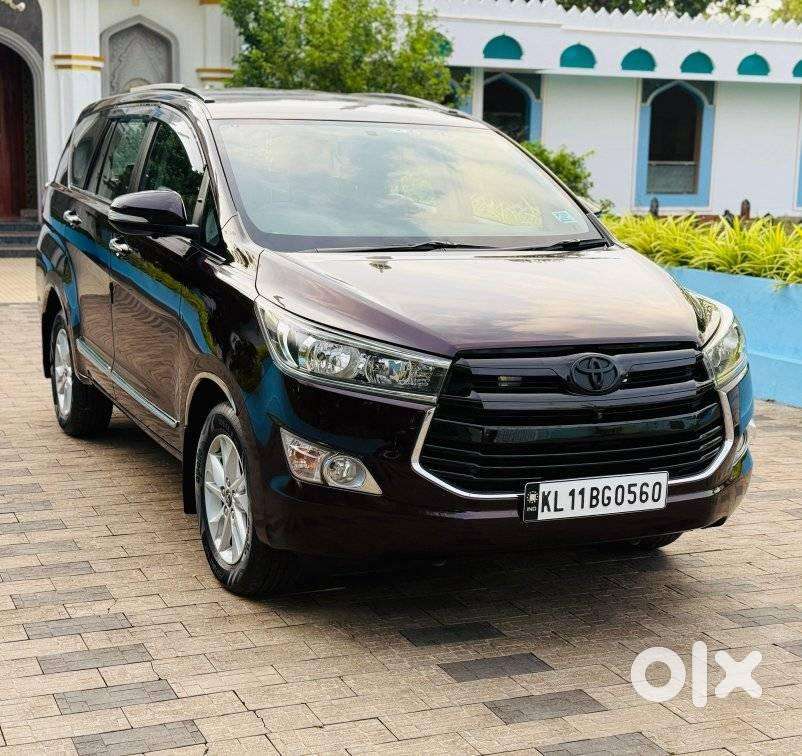 Toyota Innova Crysta 2.8 Gx At, 2017, Diesel