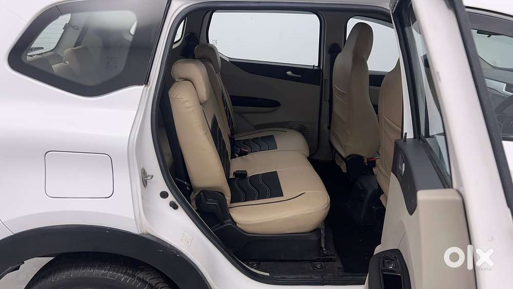 Renault Triber Rxz Easy-r Amt, 2020, Petrol
