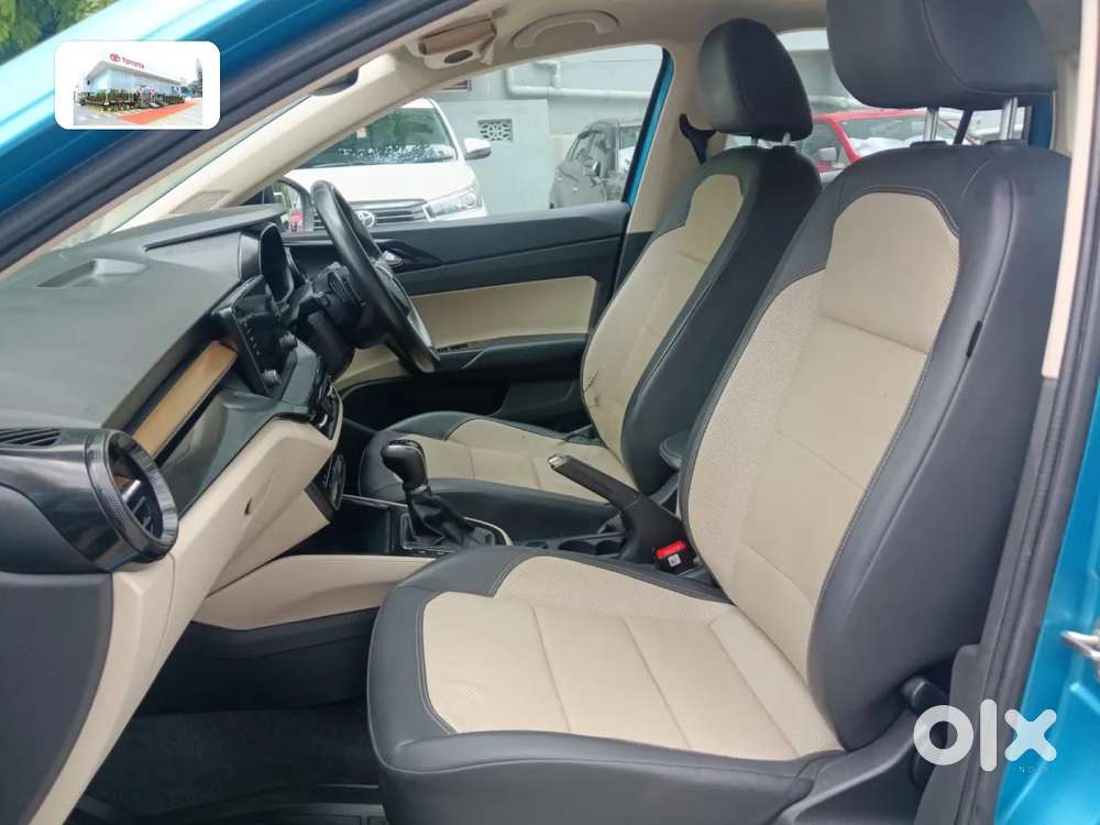 Skoda Slavia Style 1.0l Tsi At, 2022, Petrol