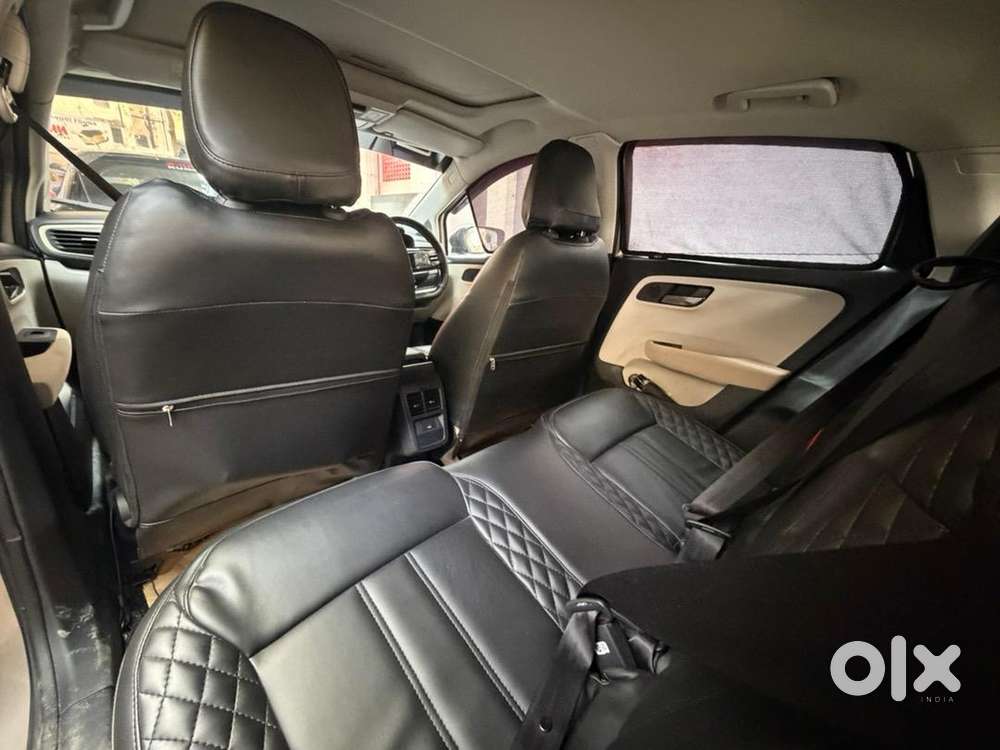 Tata Altroz Accomplished S Dca