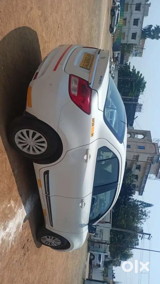 Marthi Swfit Dzire 2023 Petrol -taxi Board