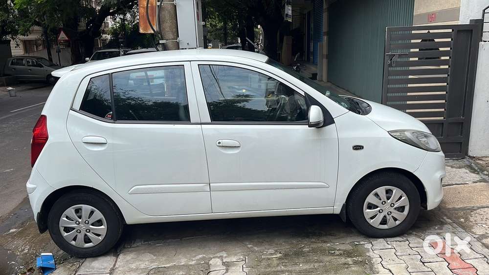 Hyundai I10 Sportz Petrol 2012