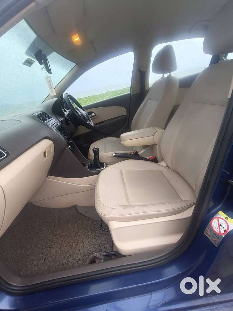 Volkswagen Vento Celeste 1.6 Highline, 2014, Diesel