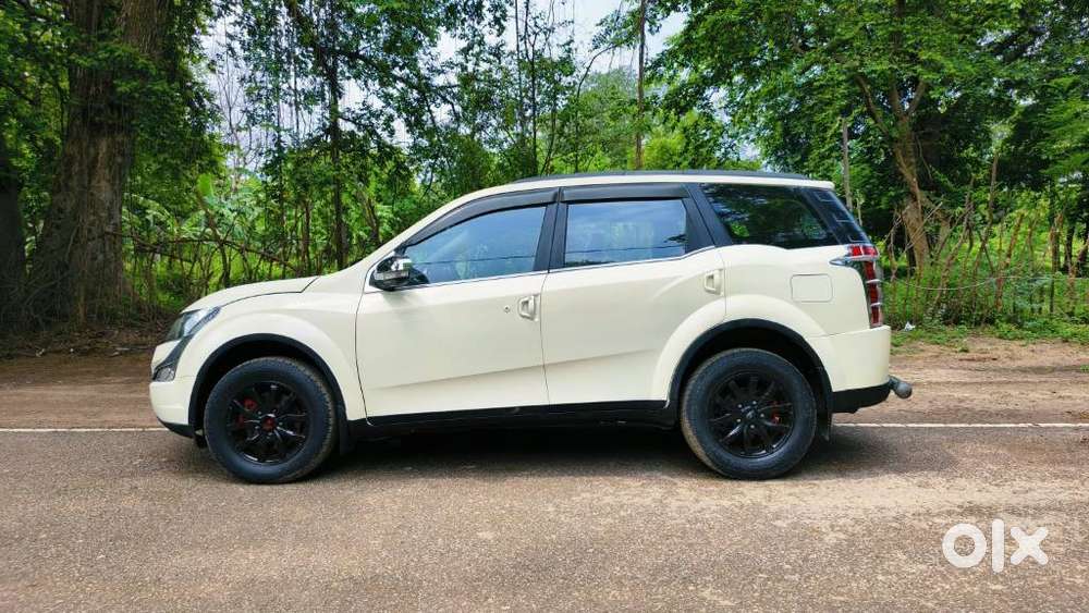Mahindra Xuv500 2.2 W10, 2016, Diesel