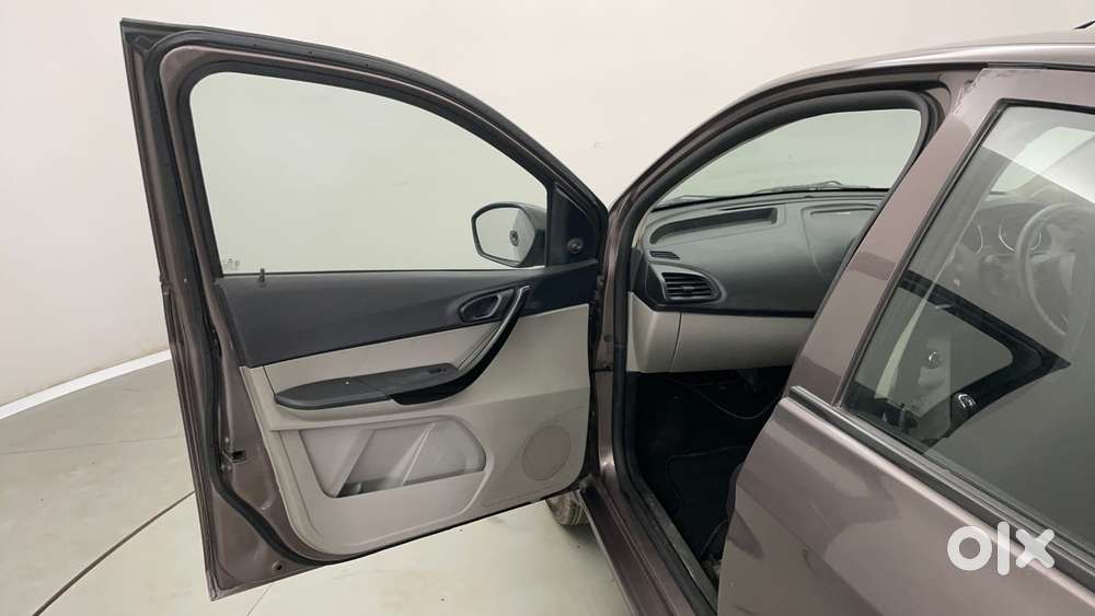 Tata Tiago 1.2 Revotron Xm, 2019, Petrol