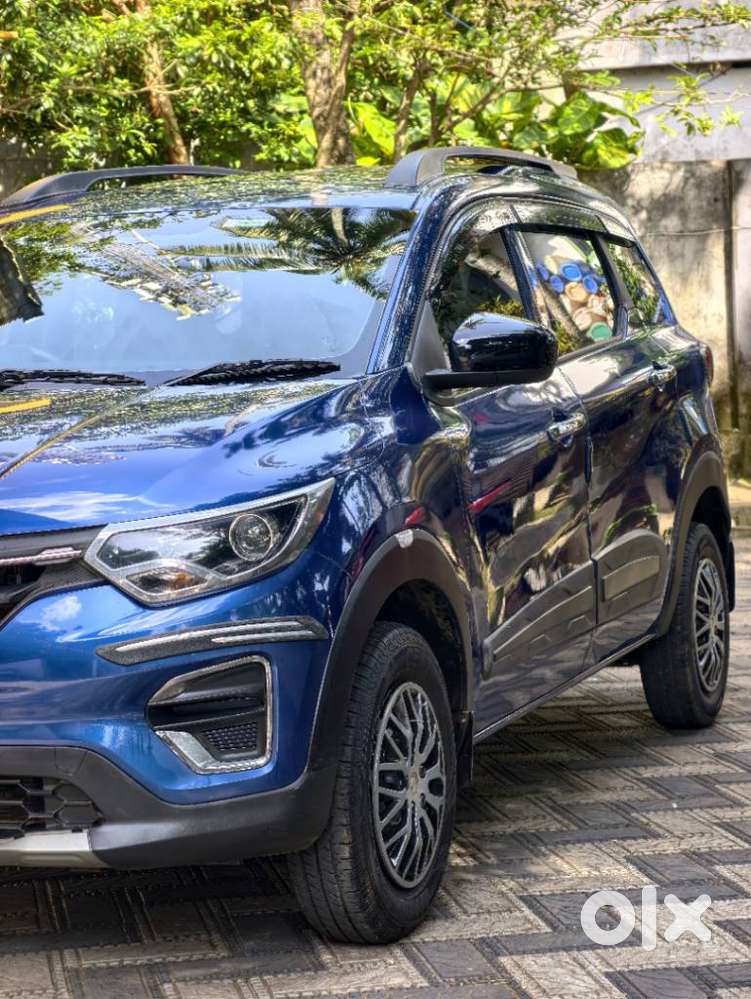Renault Triber 1.0 Rxe, 2021, Petrol