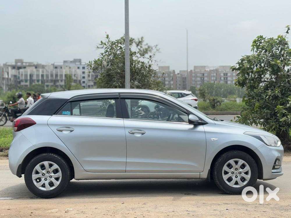 Hyundai I20 Magna 1.2 Mt, 2019, Petrol