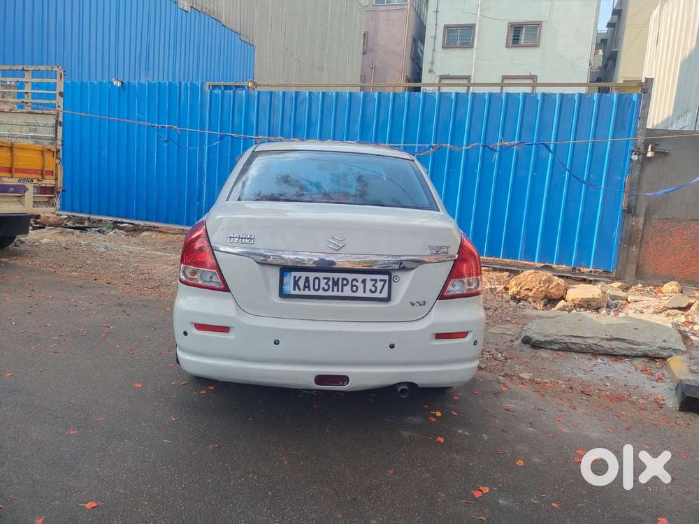 Maruti Suzuki Swift Dzire 1.2 Vxi Bsiv, 2011, Petrol