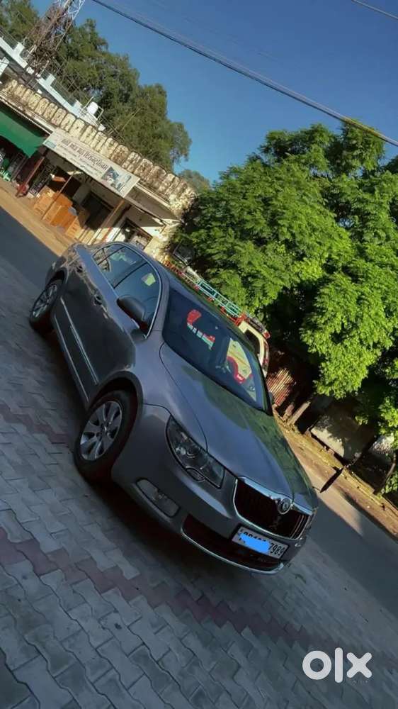 Skoda Superb 2010 Petrol Well Maintained