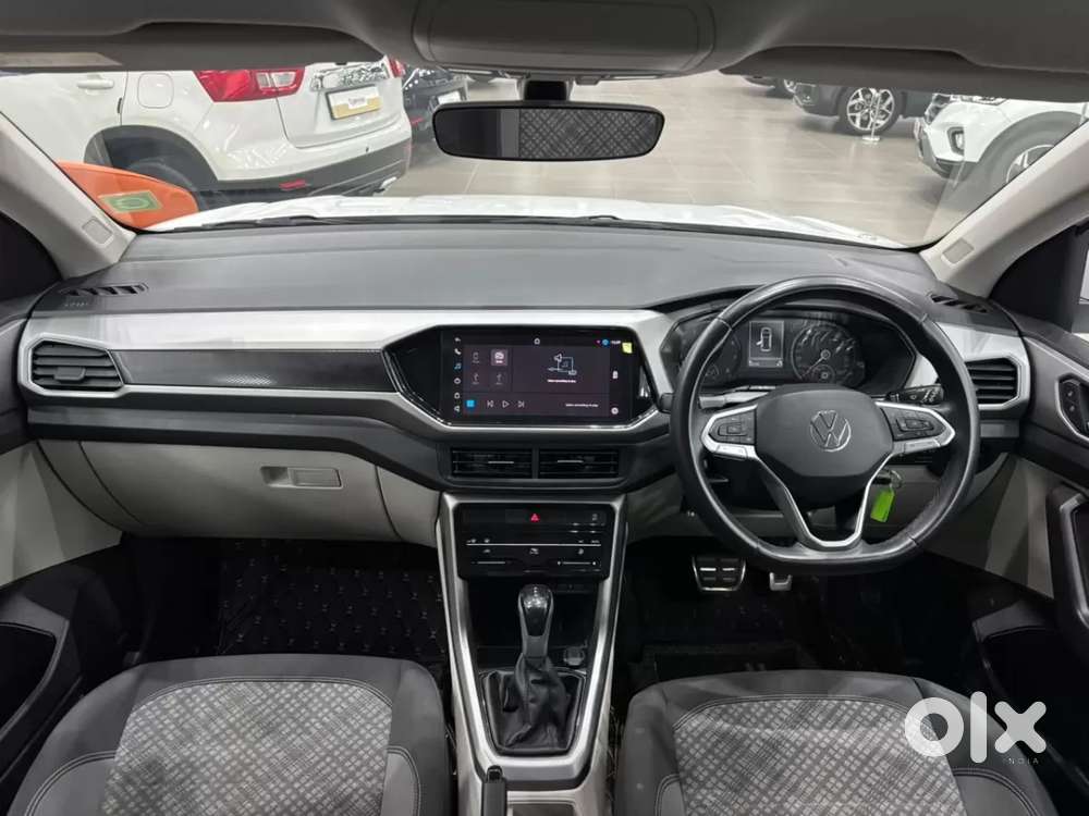Volkswagen Taigun 1.0 Tsi Topline At, 2023, Petrol