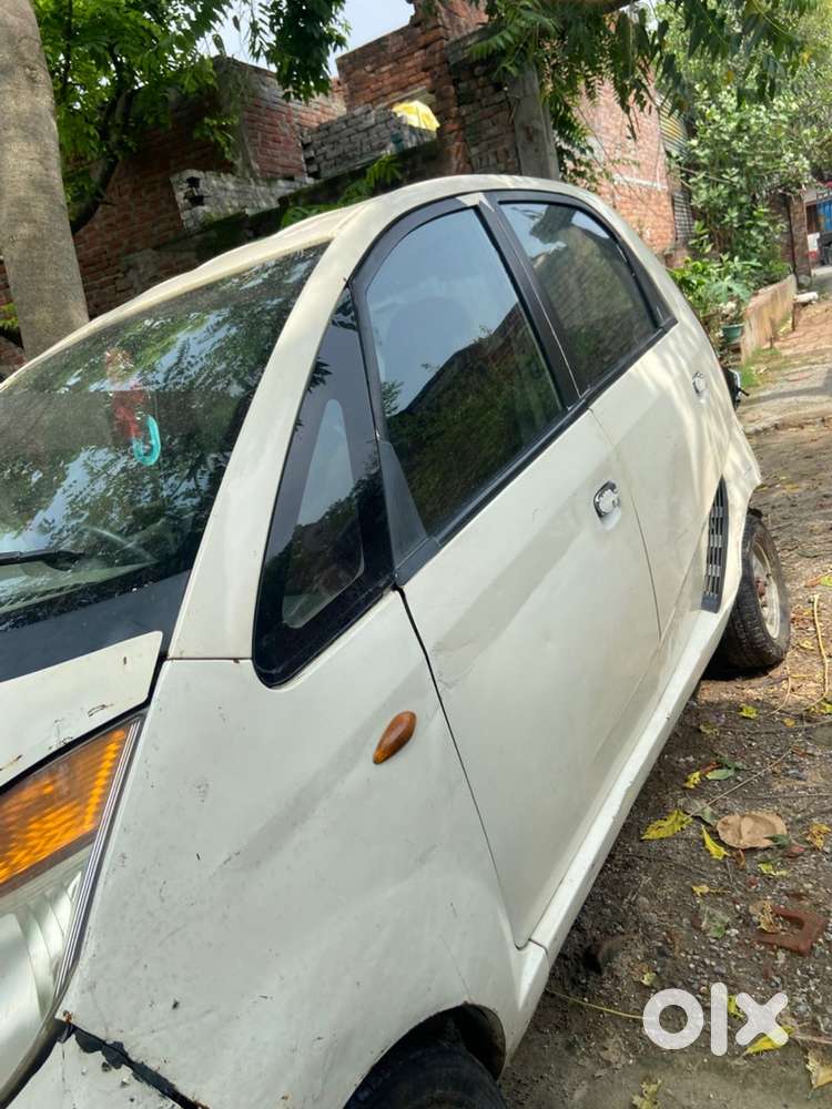 Tata Nano Petrol 2012