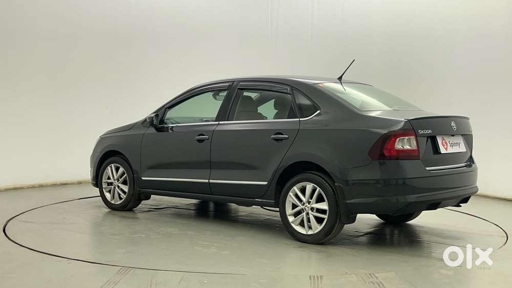 Skoda Rapid 1.0 Style At, 2021, Petrol
