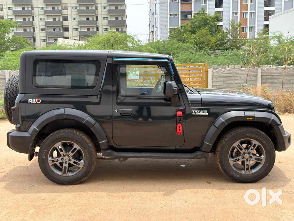 Mahindra Thar Lx 4-str Convertible Mt, 2023, Diesel
