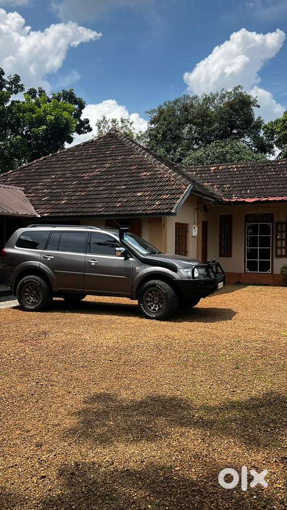 Mitsubishi Pajero Sport 2014