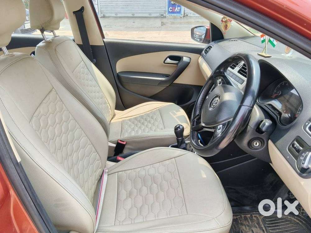 Volkswagen Polo Highline 1.6l Petrol, 2016, Petrol