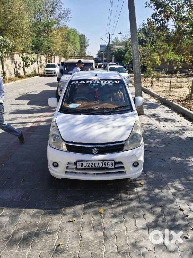 Maruti Suzuki Zen Estilo 2011