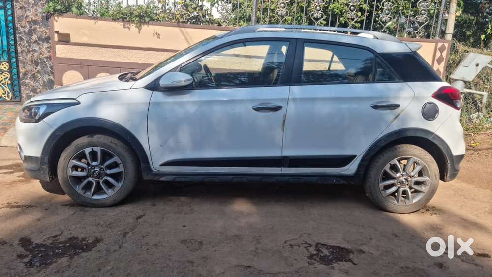 Hyundai I20 Active 2018 Petrol Well Maintained