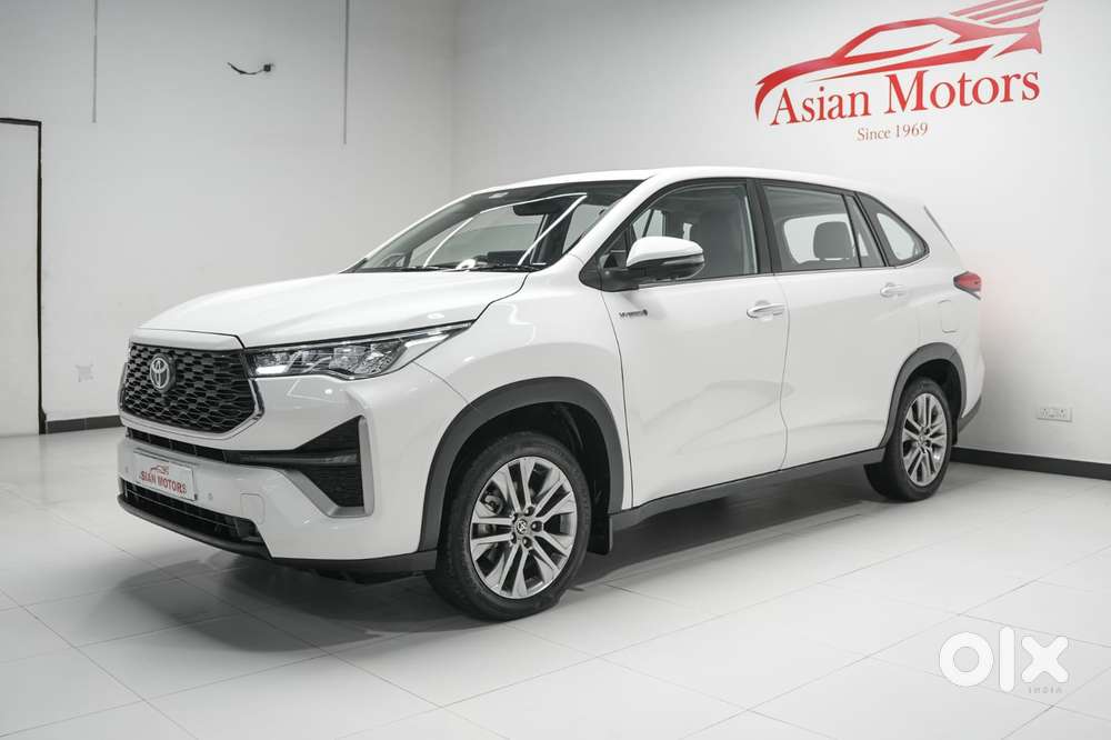 Toyota Innova Hycross 2.0 Zx Hybrid 7 Str, 2023, Petrol