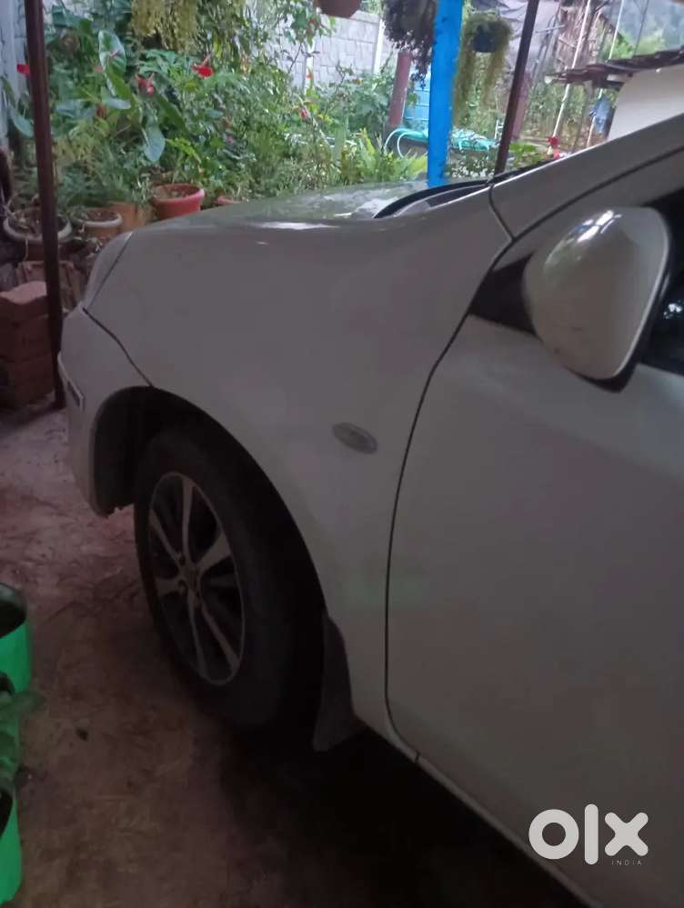 Toyota Etios Liva 2012