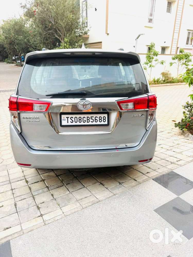 Toyota Innova Crysta 2018