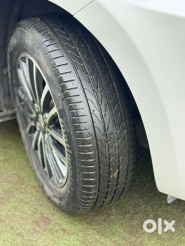 Maruti Suzuki Swift Dzire Zdi + Amt, 2018, Diesel
