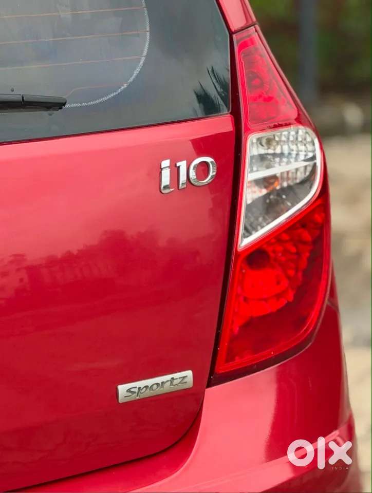 Hyundai I10 Sportz At, 2011, Petrol