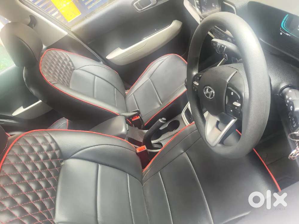 Hyundai Venue S(o) 1.2 Kappa Petrol 2024 &ndash; 1st Owner &ndash; 11,000 Km