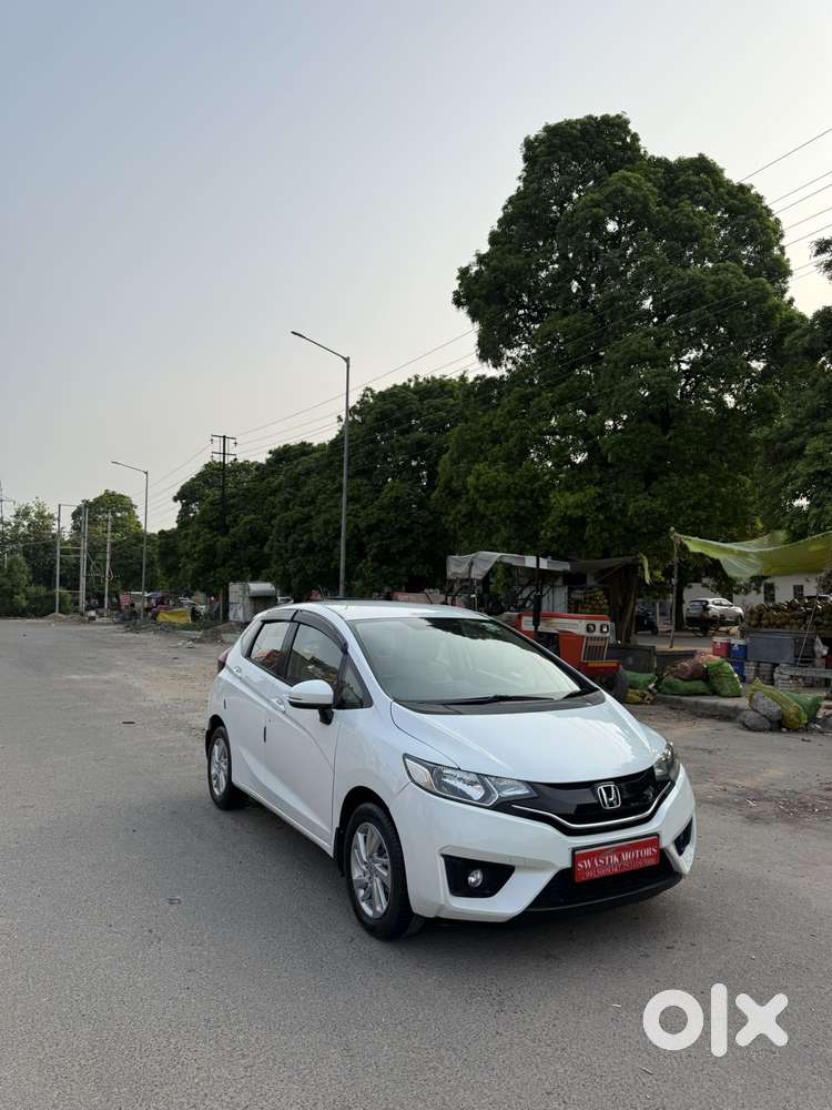 Honda Jazz V Automatic, 2017, Petrol