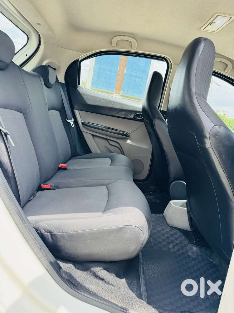 Tata Tiago 1.2 Revotron Xt (o), 2018, Diesel