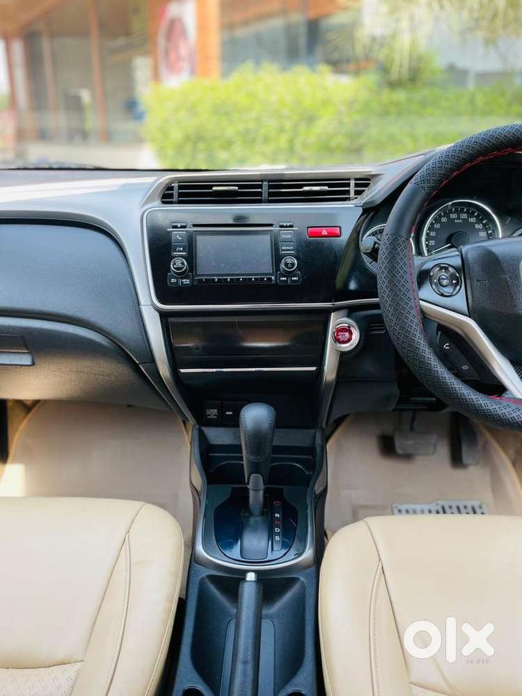 Honda City Zx 2015 Cng & Hybrids Well Maintained