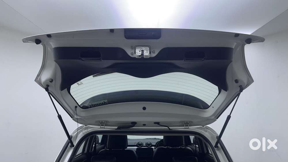 Maruti Suzuki Swift 1.3 Zxi, 2021, Petrol