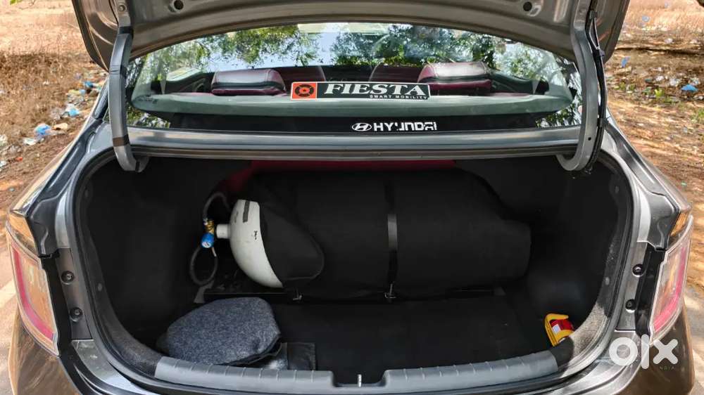 Hyundai Aura 1.2 Petrol Cng 2025
