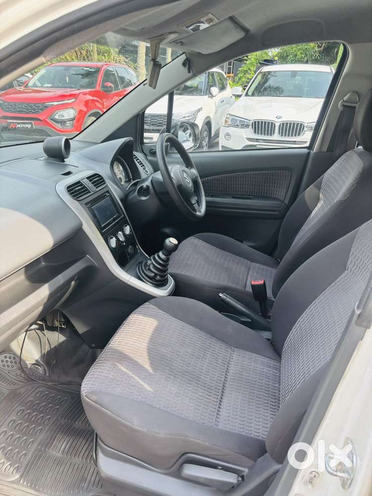 Maruti Suzuki Ritz Vxi, 2013, Petrol