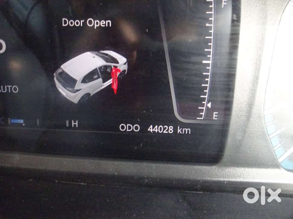 Tata Altroz 1.2 Xz Plus Petrol, 2023, Petrol