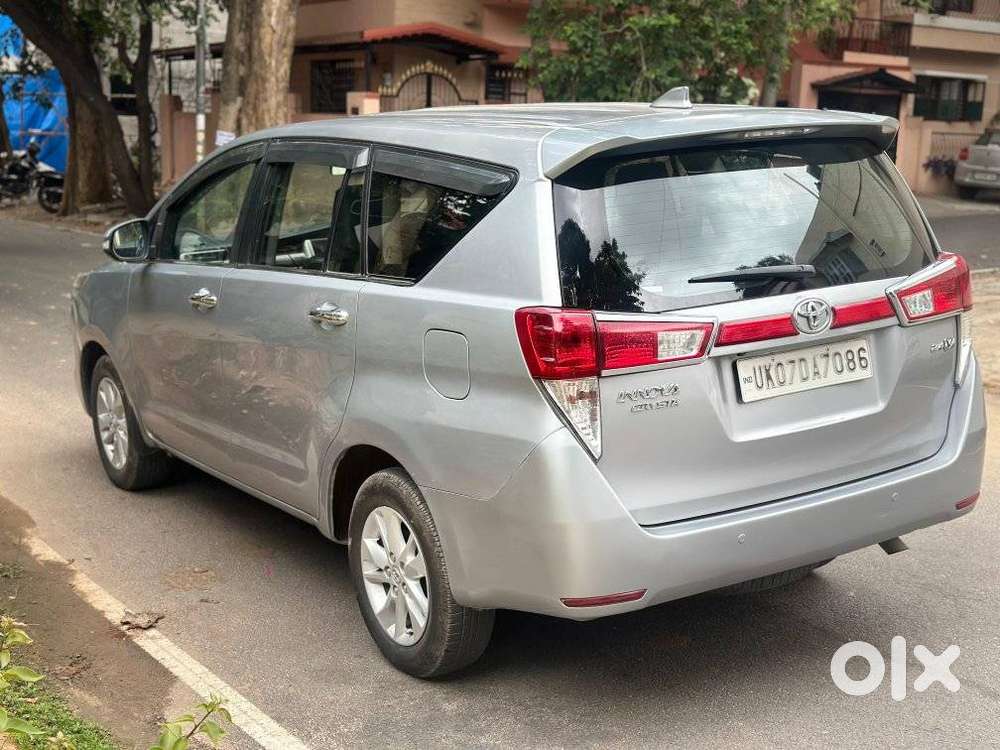 Toyota Innova Crysta 2.4 V, 2017, Diesel