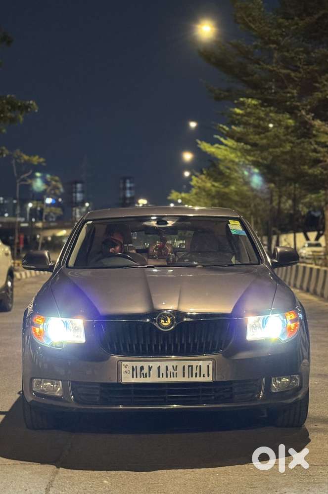 Skoda Superb 1.8 Elegance Tsi At, 2011, Petrol