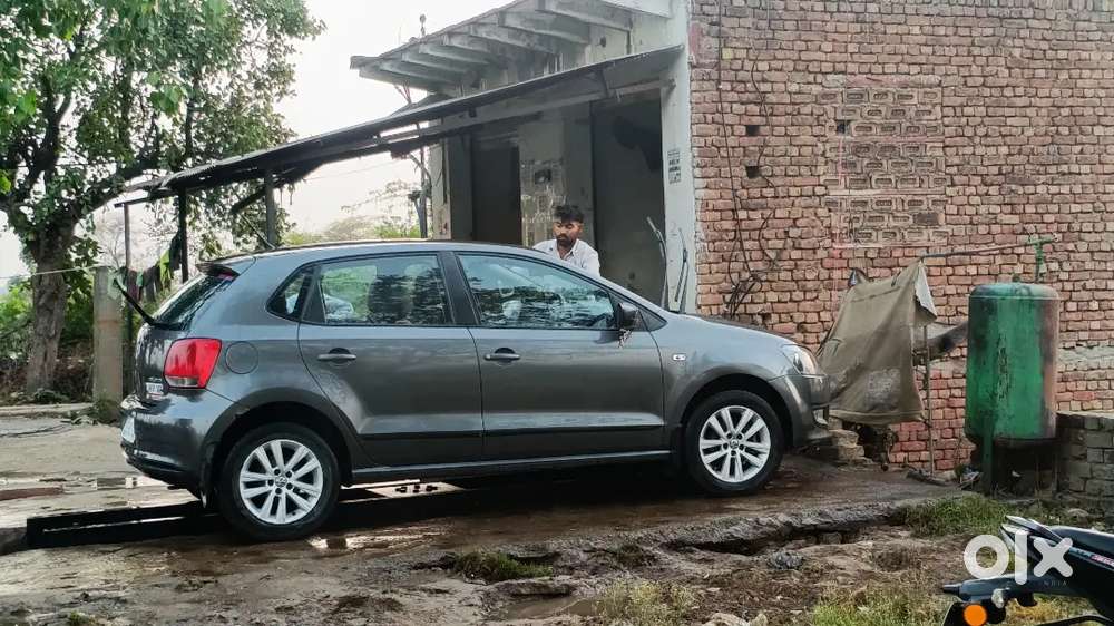 Government Servant Car