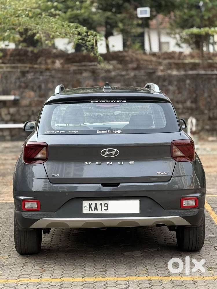 Hyundai Venue 1.0 Sx (o) Turbo Dct, 2021, Petrol
