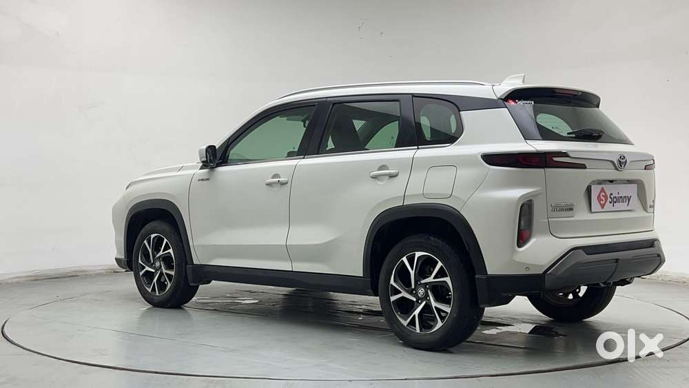 Toyota Urban Cruiser Hyryder 1.5 V Hybrid, 2022, Cng & Hybrids