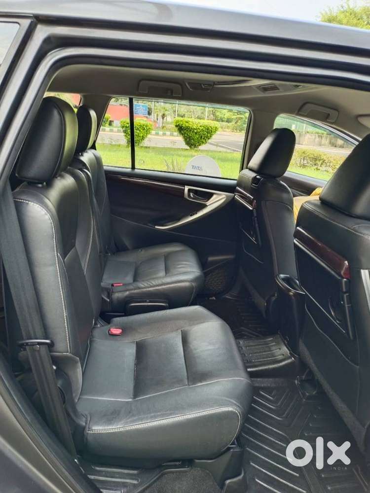 Toyota Innova Crysta 2.4 Zx Mt, 2018, Diesel