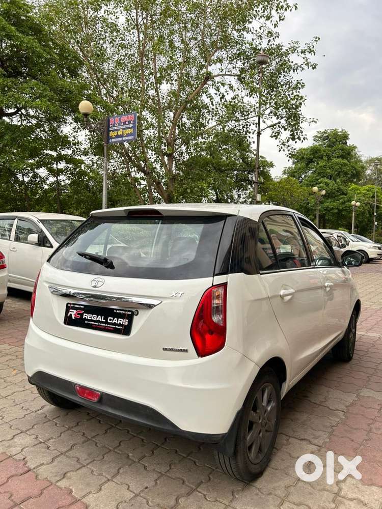 Tata Bolt Revotron Xt, 2016, Petrol