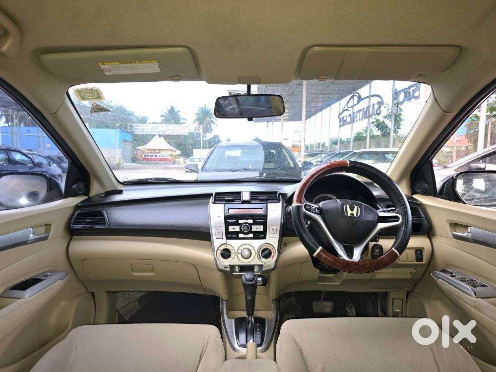 Honda City V At Exclusive, 2010, Petrol