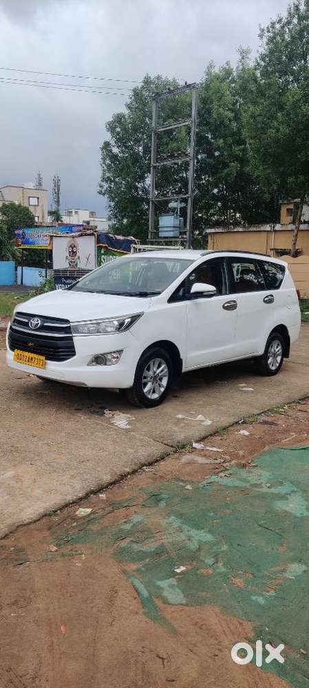 Toyota Innova Crysta 2.4 G Mt 7 Str, 2017, Diesel