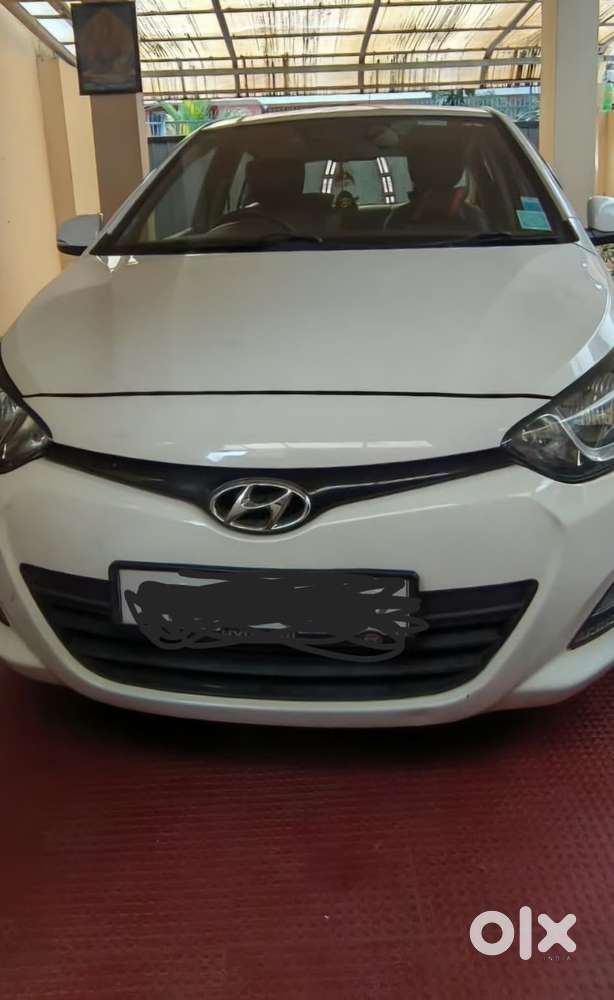 2014 Hyundai I20 Sportz Automatic. Only Done 43500 Km. Well Maintained