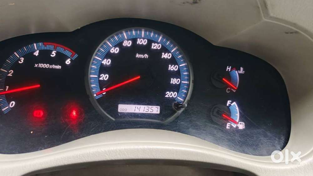 Toyota Innova 2.5 V 8 Str, 2013, Diesel